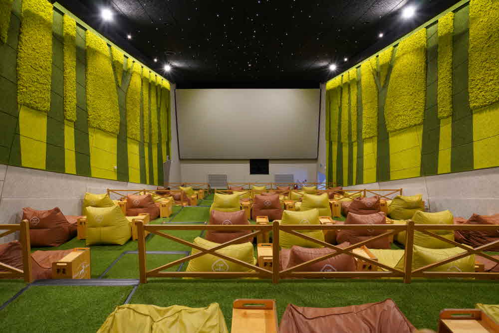 Scandia Moss Project 05 | Movie theater interior decorated with green terrier Scandiamoss-CGV Cheonan Cine & Foret theater custom made and custom construction