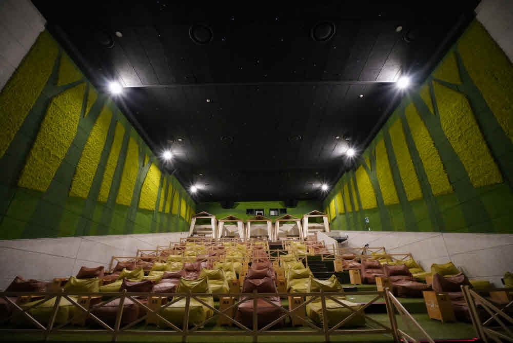 Scandia Moss Project 06 | Cinema interior that conveys the value of greenery in the city - CGV Dongsuwon Cine & Foret theater costum made and custom construction